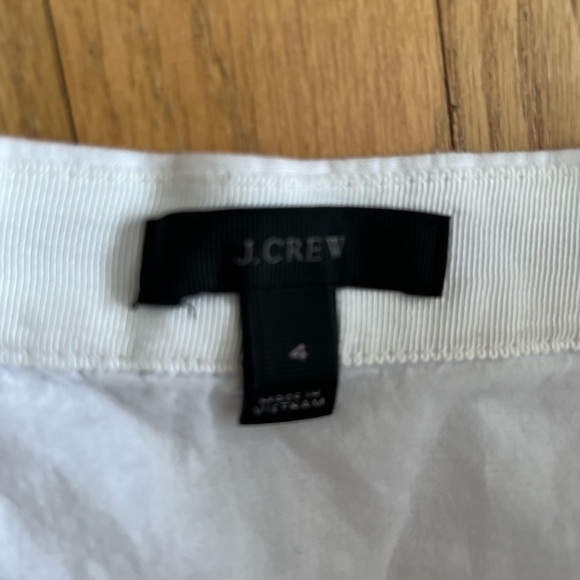 Ladies Size 4 J. Crew Asymmetrical White Ruffle Skirt GUC - Picture 2 of 6